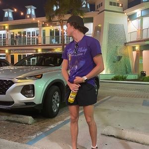 Meet your Posher, Cade